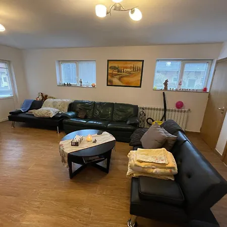 Guenstige Und Komfortable In Apartamento Regenstauf